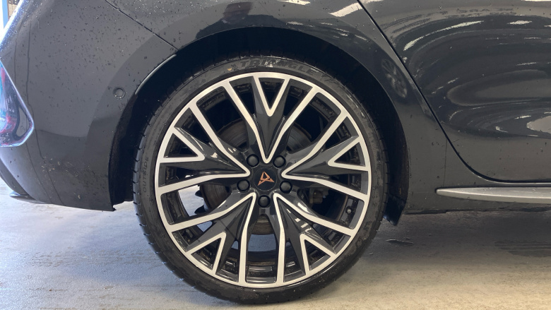 CUPRA Leon 1.4 eHybrid VZ2 Design Edition 5dr DSG Hatchback